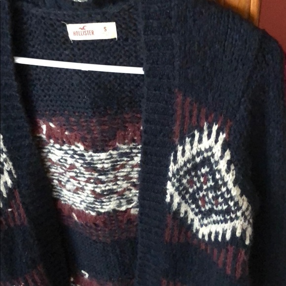 Hollister knitted sweater - Picture 2 of 3